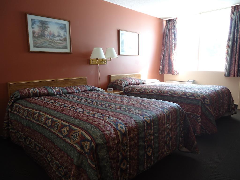 Canadian Motor Hotel Sault Ste. Marie Phòng bức ảnh